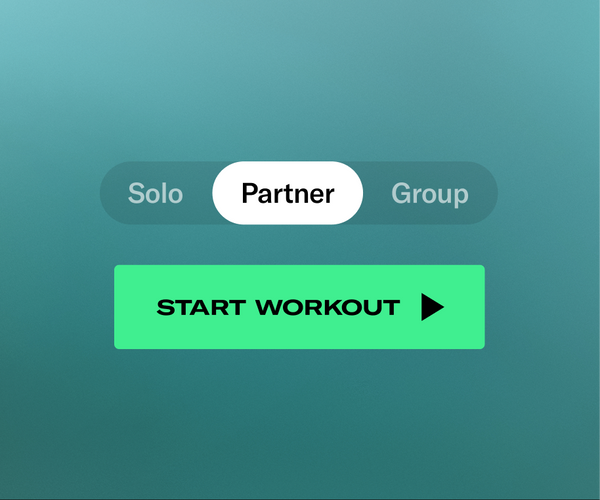 UI showing the option to select a solo, partner, or group workout
